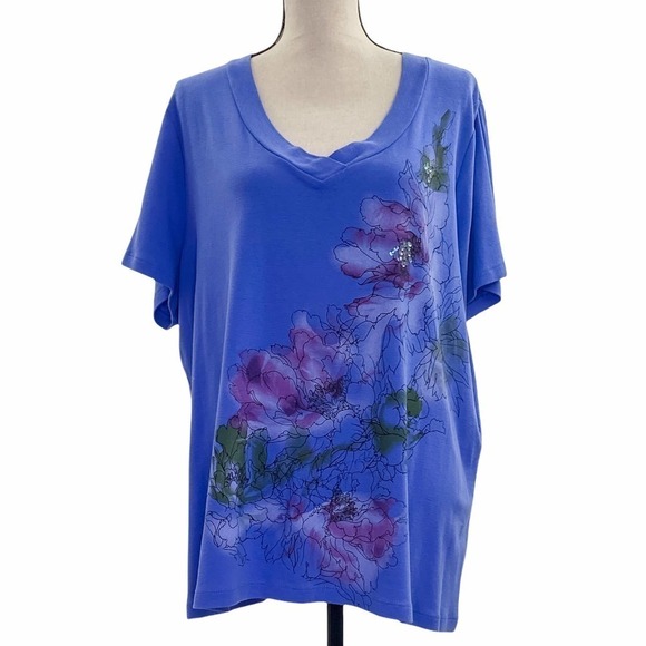 ST, John's Bay Blue Floral Graphic Print Short Sleeve V-Neck T-Shirt - Picture 2 of 10